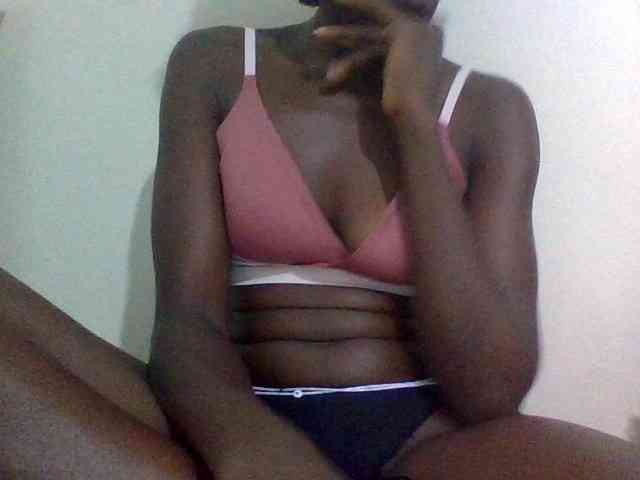 Sassy041 webcam