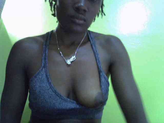 Sassy041 webcam