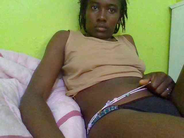 Sassy041 webcam