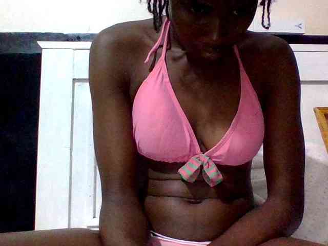 Sassy041 webcam