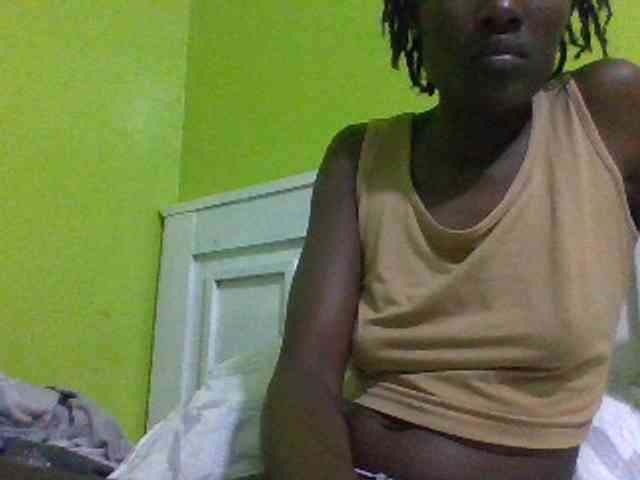 Sassy041 webcam