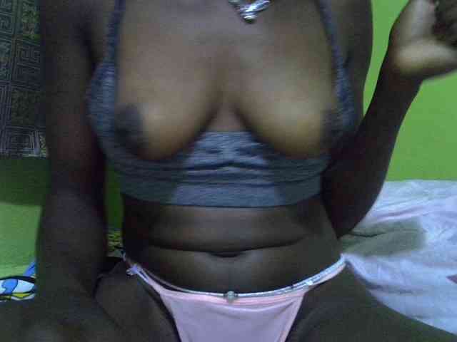 Sassy041 webcam