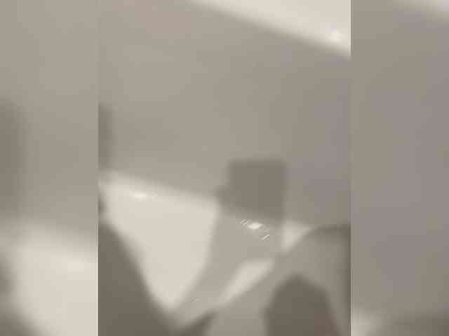 SmallBolt Live Webcam on BongaCams