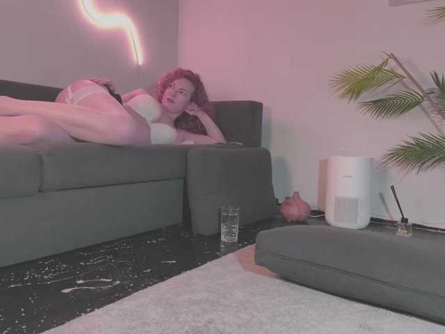 Monicami live cam