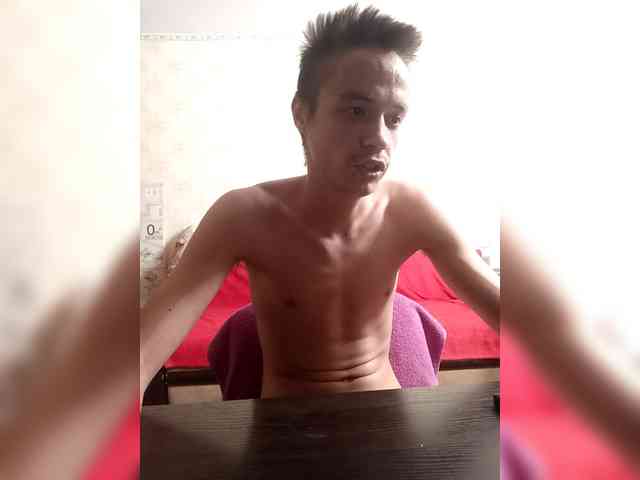 Vova24-18 Live Webcam on BongaCams