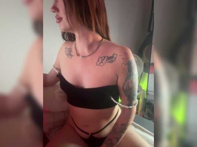 VanessaVenom live cam on BongaCams