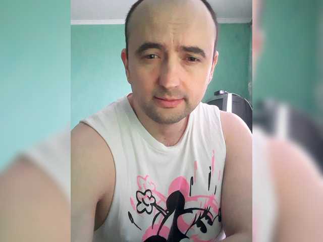 Come1tomorrow1 live cam
