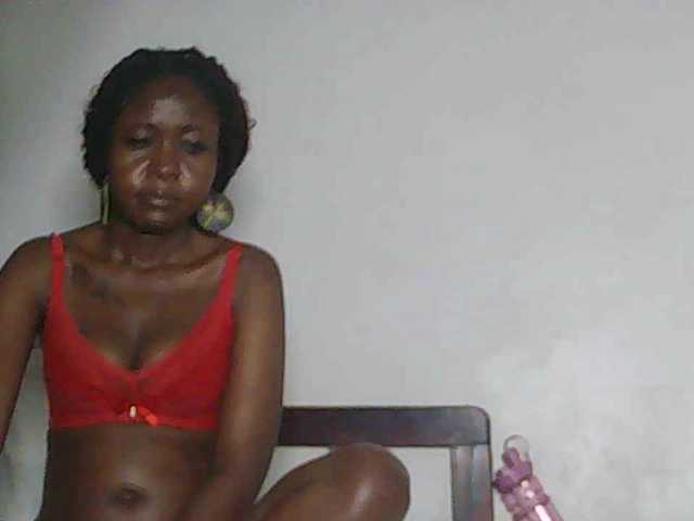 Sandequeen live webcam show