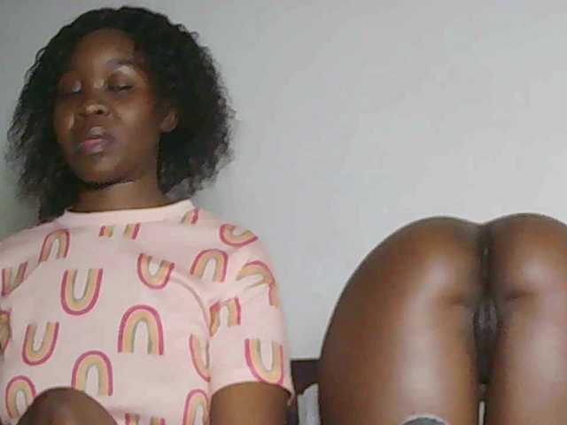 Sandequeen live webcam show