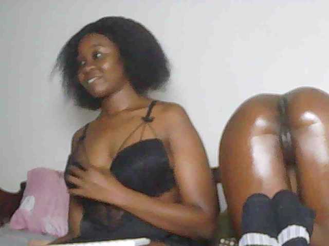 Sandequeen live cam on BongaCams