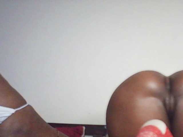 Sandequeen — live couple cam
