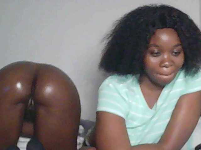 Sandequeen's BongaCams show and profile