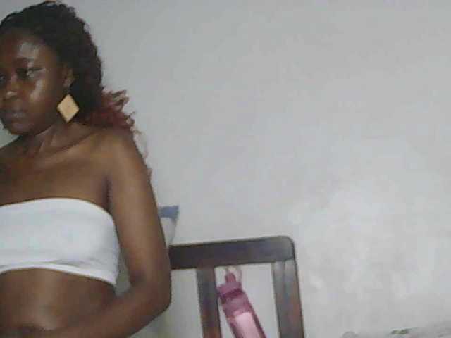 Sandequeen live cam on BongaCams