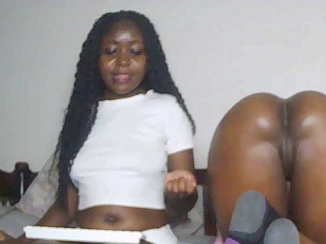 Sandequeen live cam on BongaCams