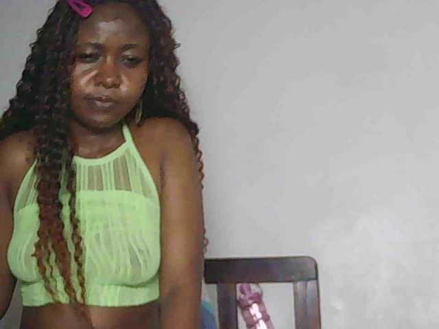 Sandequeen live webcam show