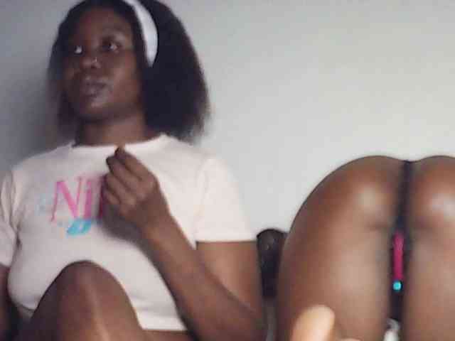Sandequeen webcam