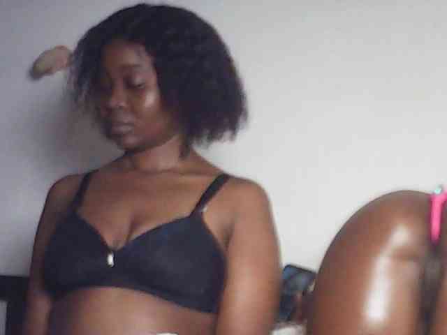 Sandequeen webcam