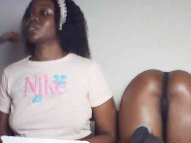 Sandequeen webcam