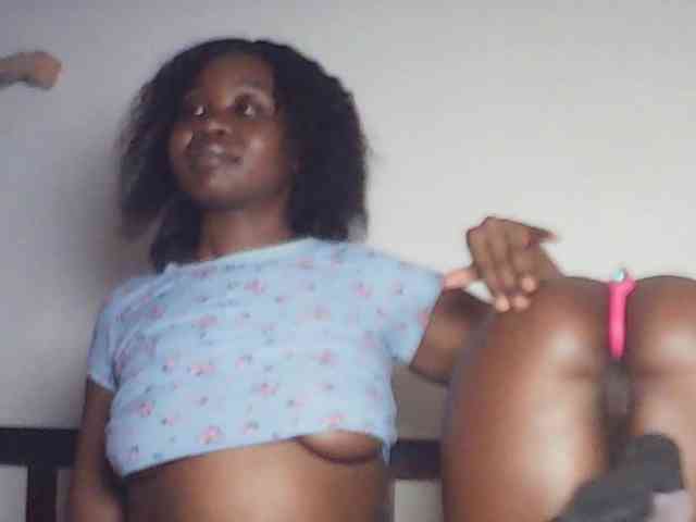 Sandequeen webcam