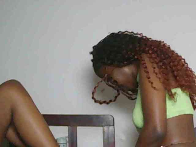 Sandequeen webcam