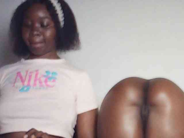 Sandequeen webcam
