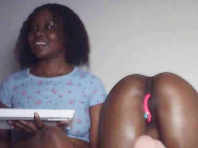 Sandequeen webcam