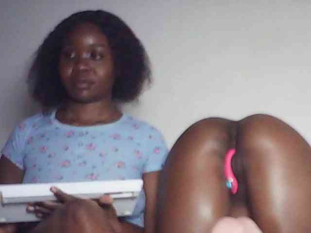 Sandequeen webcam