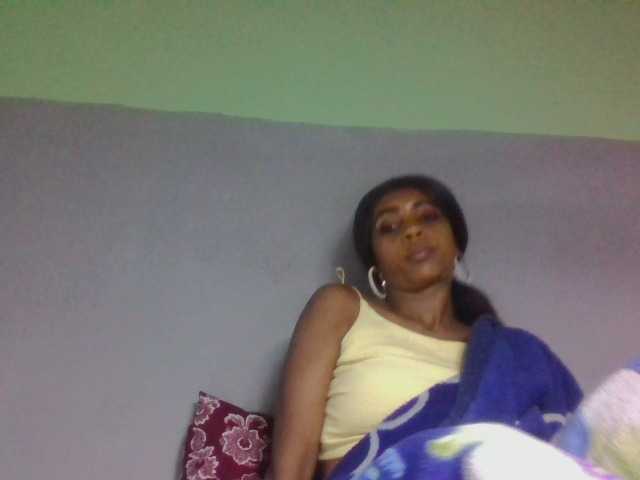 zelioness live cam on BongaCams