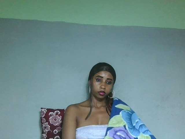 zelioness live cam on BongaCams
