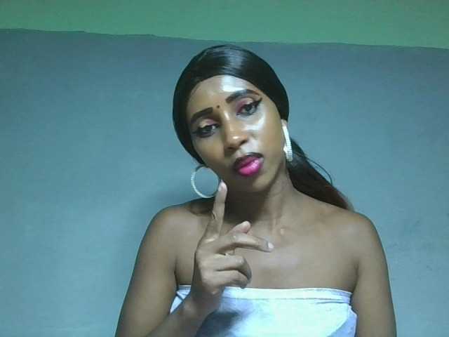 zelioness live cam on BongaCams