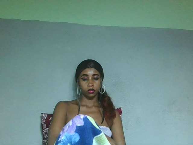 zelioness live cam on BongaCams