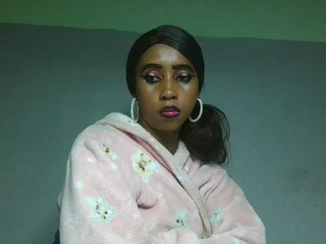 zelioness live cam on BongaCams