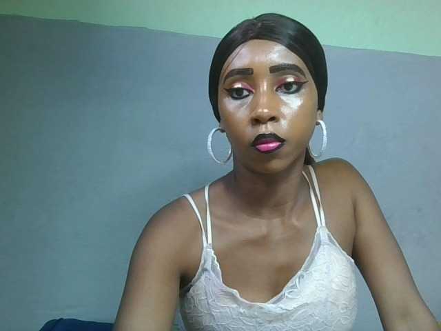 zelioness live cam on BongaCams