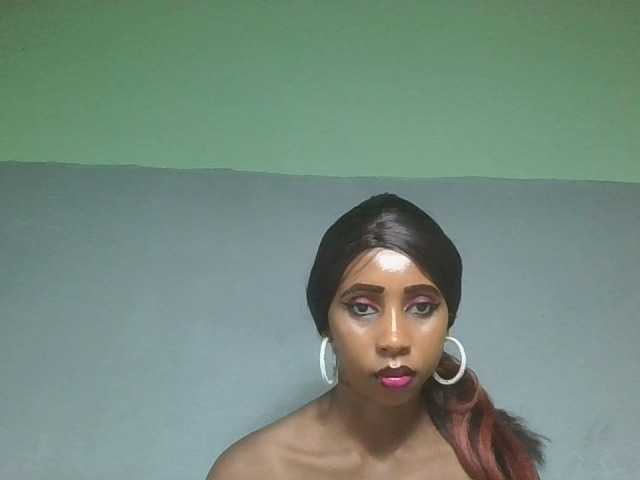 zelioness live cam on BongaCams