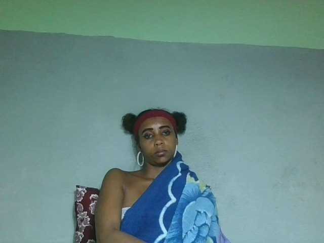 zelioness live cam on BongaCams
