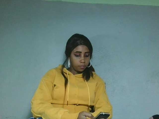 zelioness live cam on BongaCams