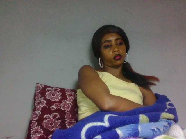 zelioness live cam on BongaCams