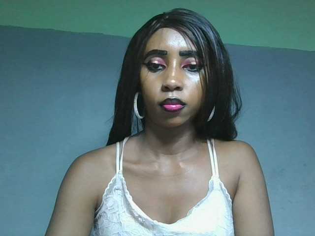 zelioness live cam on BongaCams