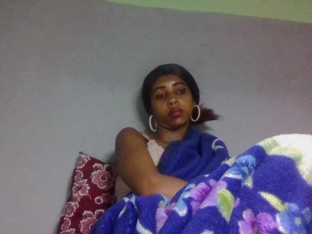zelioness live cam on BongaCams