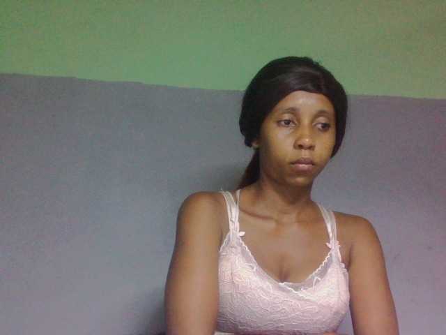 zelioness live cam on BongaCams