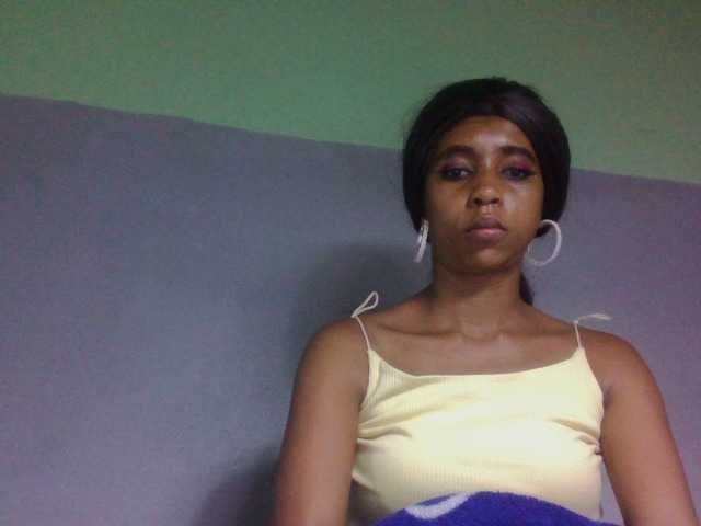 zelioness live cam on BongaCams
