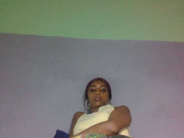 zelioness live cam on BongaCams