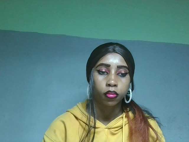 zelioness live cam on BongaCams