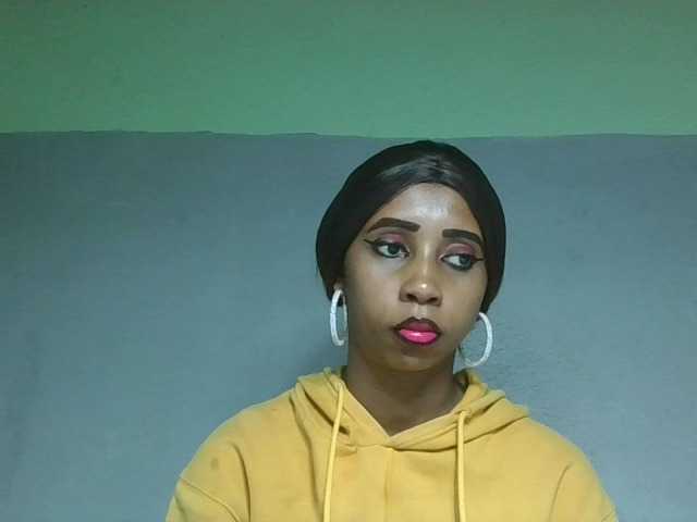 zelioness live cam on BongaCams