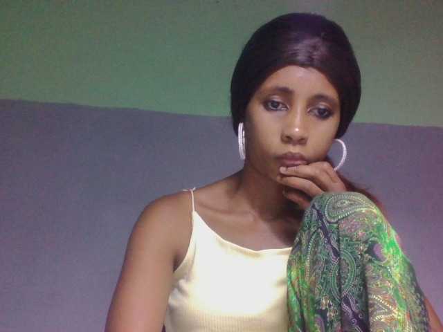 zelioness live cam on BongaCams