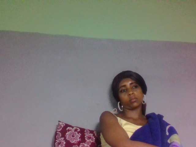 zelioness live cam on BongaCams