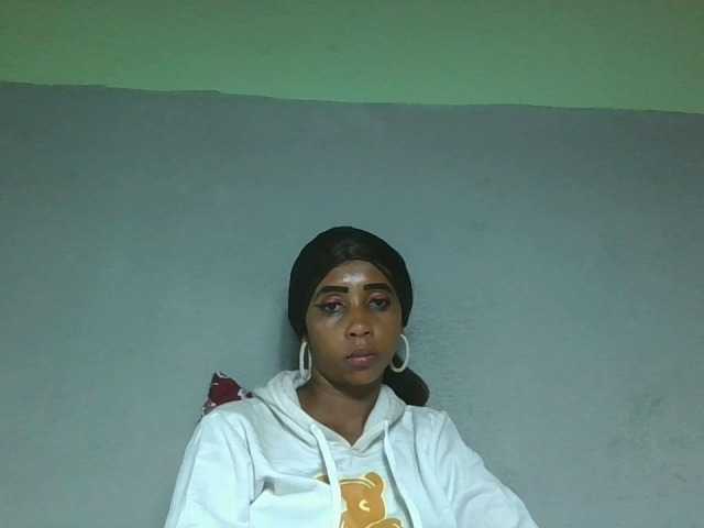 zelioness live cam on BongaCams