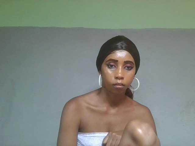 zelioness live cam on BongaCams