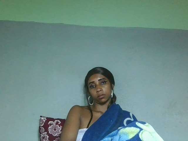 zelioness live cam on BongaCams