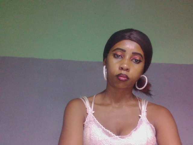 zelioness live cam on BongaCams